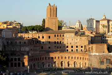 rome tourist laws